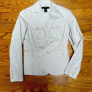 Body by Victoria off white blazer.